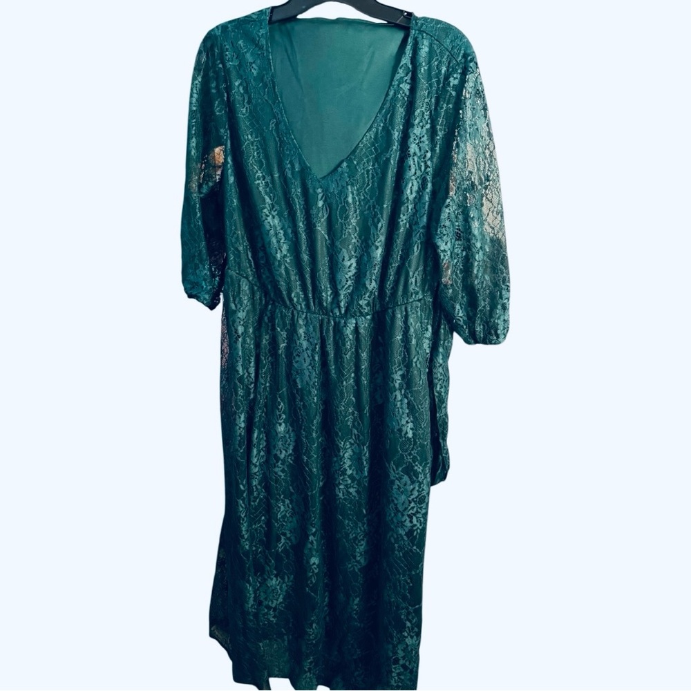 Bloomchic Size 12 Green Lace‎ Midi Dress NWT - Picture 2 of 2